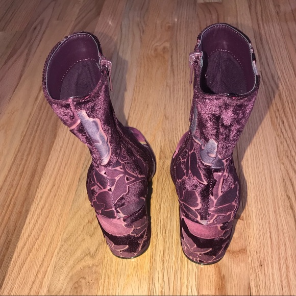STEVE MADDEN Burgundy Elissa Brocade Velvet Bootie - Picture 4 of 6